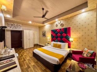 the neeraj naturecure stay on the ganges