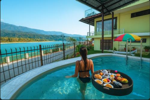 The Neeraj Naturecure - Stay On The Ganges,,4 star