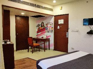 c suite lotus park