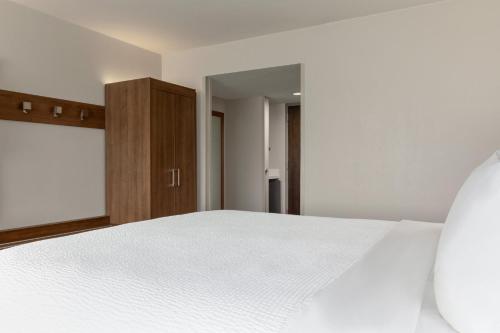 holiday inn express hotel and suites mesquite by ihg