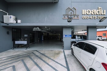 aston residence hatyai