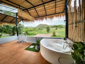 Mondara Villa And Glamping,,4 star