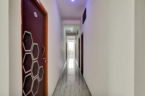 Hotel O Choice Inn,,3 star