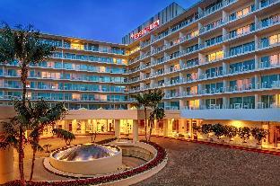 the beverly hilton