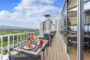 the beverly hilton