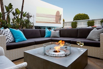 the beverly hilton