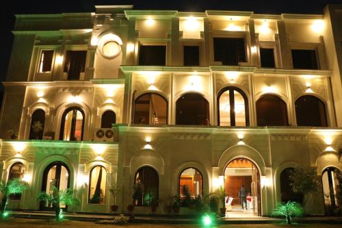 Hotel Pushap Palace,,3 star