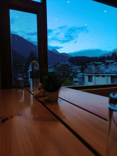 sa ba manali inn