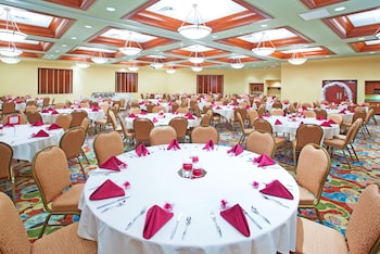 holiday inn midland by ihg