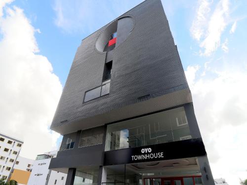 super townhouse reva college university