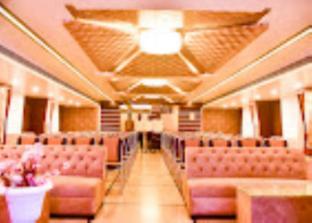 hotel the park view prayagraj