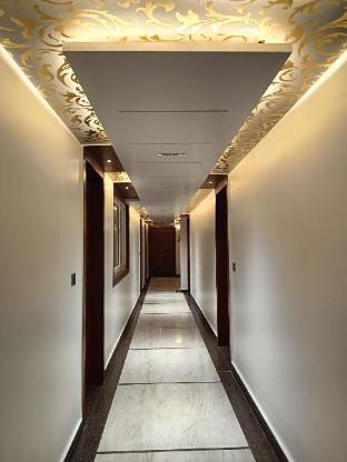 hotel the park view prayagraj