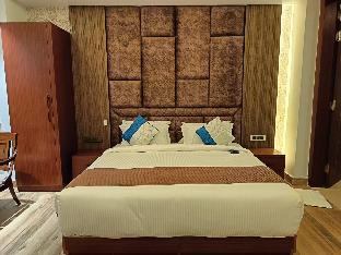 hotel the park view prayagraj