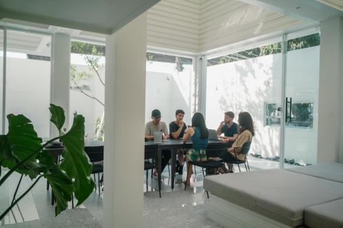 matini grand station hostel