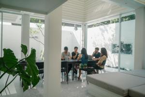 matini grand station hostel