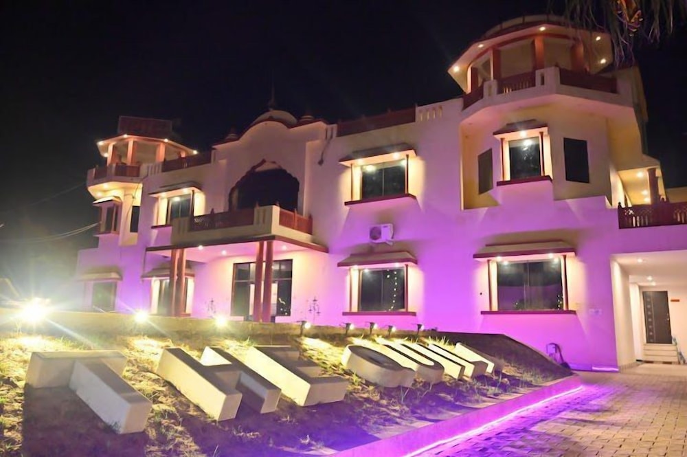 the quila camps and resort