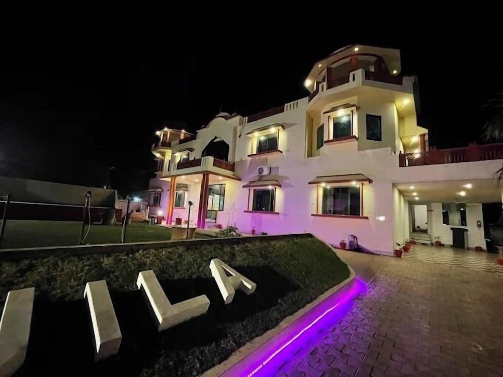 the quila camps and resort