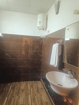 the quila camps and resort