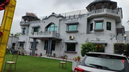 the quila camps and resort