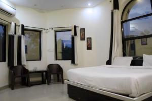 the quila camps and resort