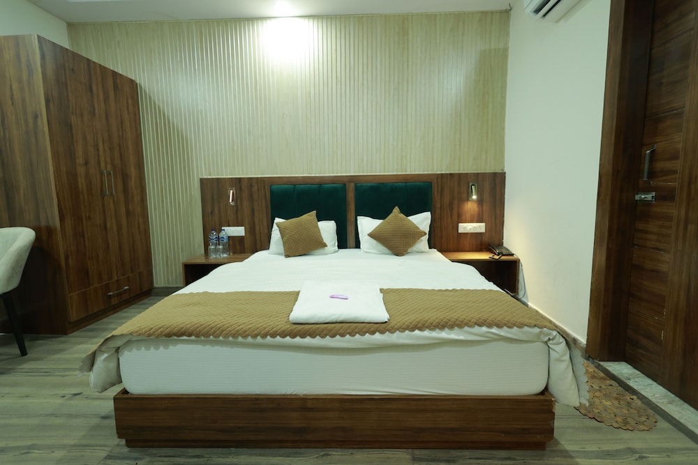 hotel rose inn haridwar