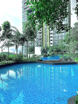 elysia park residence medini by stayrene