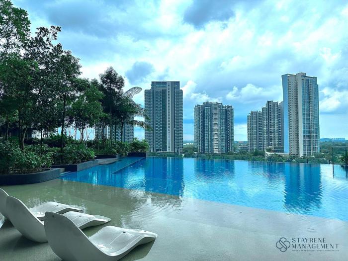 elysia park residence medini by stayrene