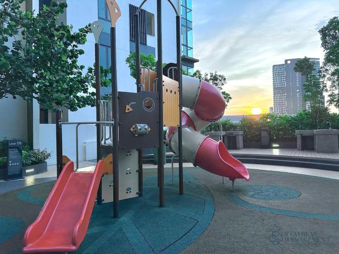 elysia park residence medini by stayrene