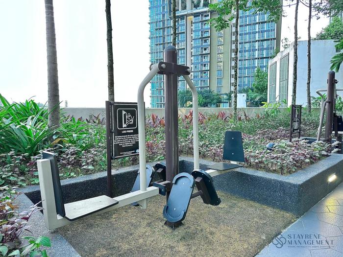 elysia park residence medini by stayrene