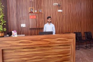 hotel eleven 43 suites