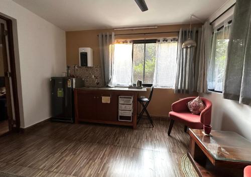 the burrow in south goa near dabolim airport