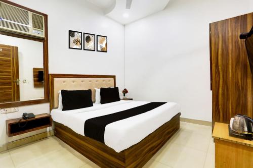 Hotel O Tr,01 Ghee Mandi Chowk, Golden Temple Road,3 star