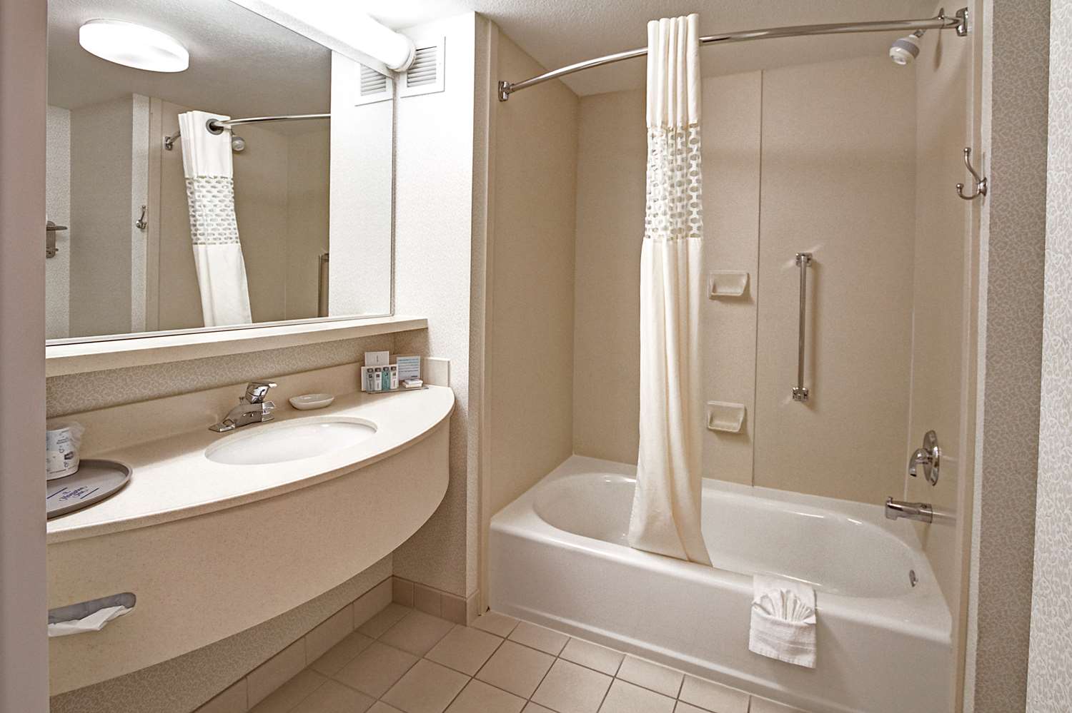 hampton inn milpitas