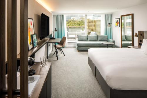 holiday inn milton keynes central by ihg