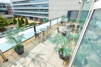 holiday inn milton keynes central by ihg
