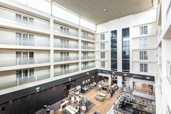 holiday inn milton keynes central by ihg