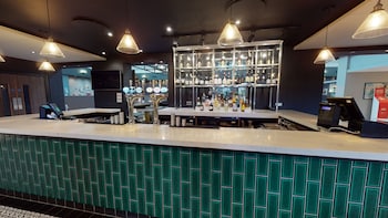 holiday inn milton keynes central by ihg