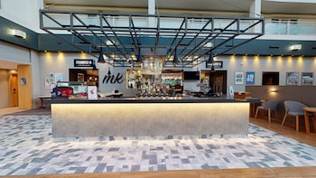 holiday inn milton keynes central by ihg