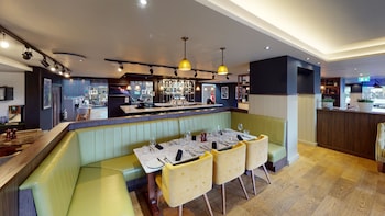 holiday inn milton keynes central by ihg
