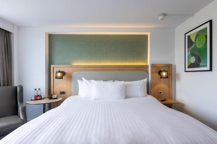 holiday inn milton keynes central by ihg