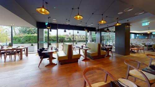 holiday inn milton keynes central by ihg
