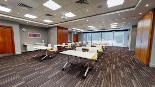 holiday inn milton keynes central by ihg