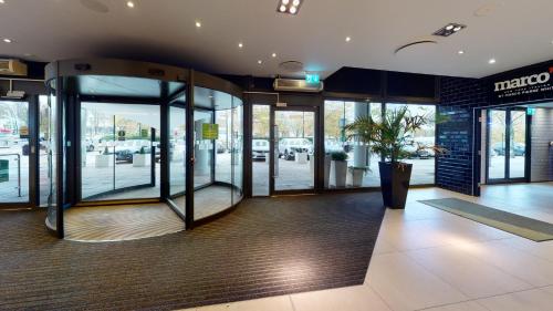holiday inn milton keynes central by ihg