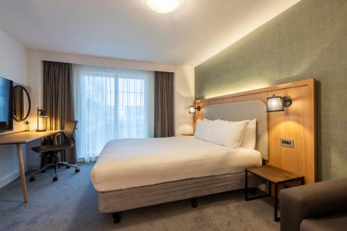 holiday inn milton keynes central by ihg