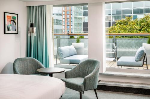 holiday inn milton keynes central by ihg