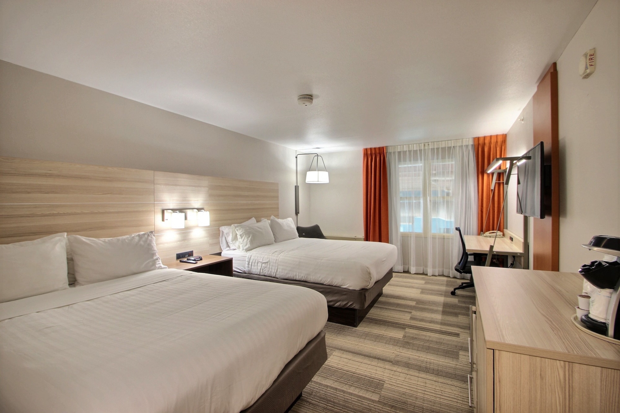 holiday inn express hotel and suites milwaukee airport by ihg