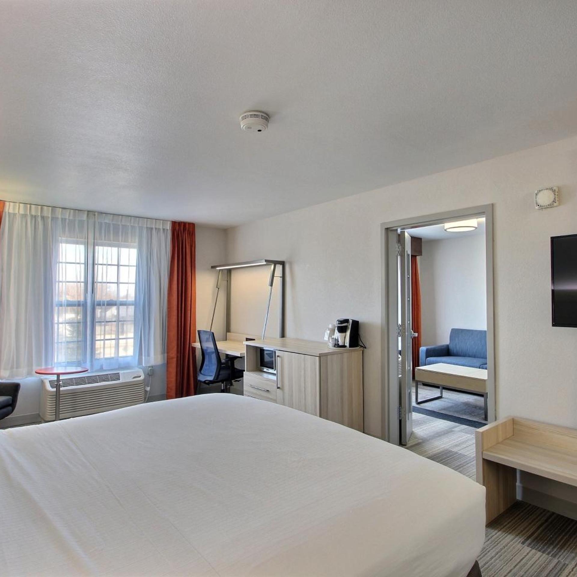 holiday inn express hotel and suites milwaukee airport by ihg
