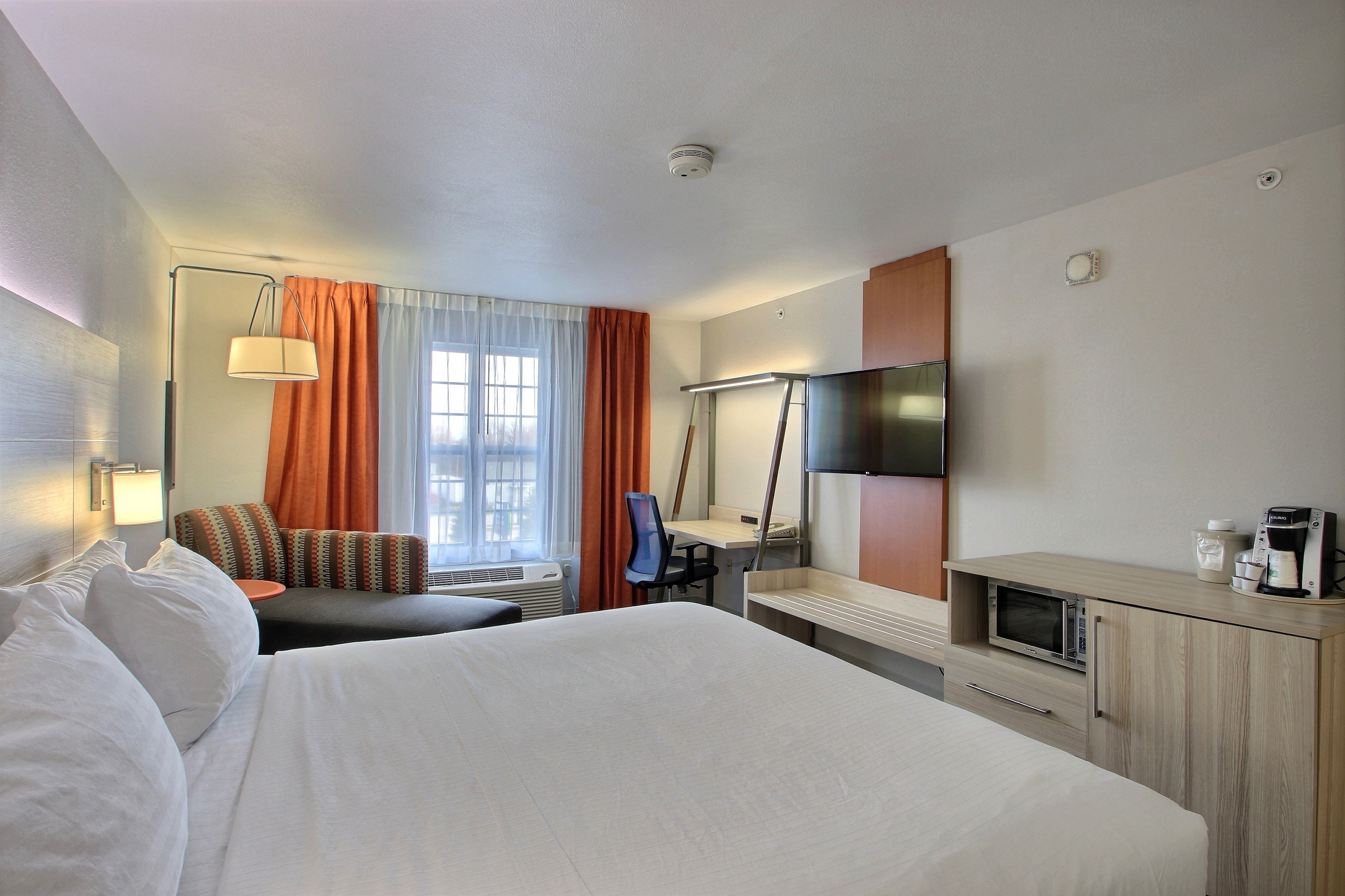holiday inn express hotel and suites milwaukee airport by ihg