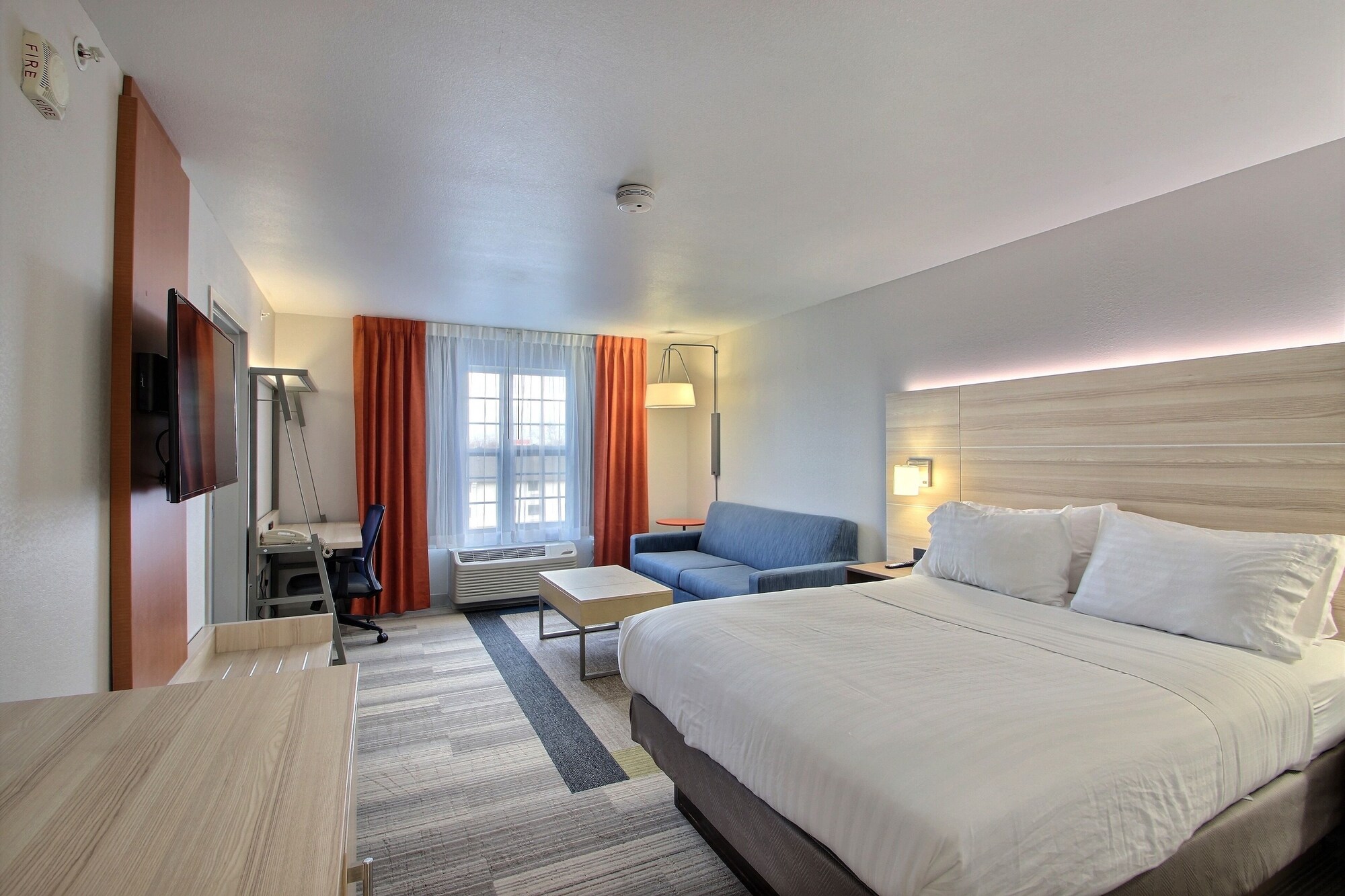 holiday inn express hotel and suites milwaukee airport by ihg