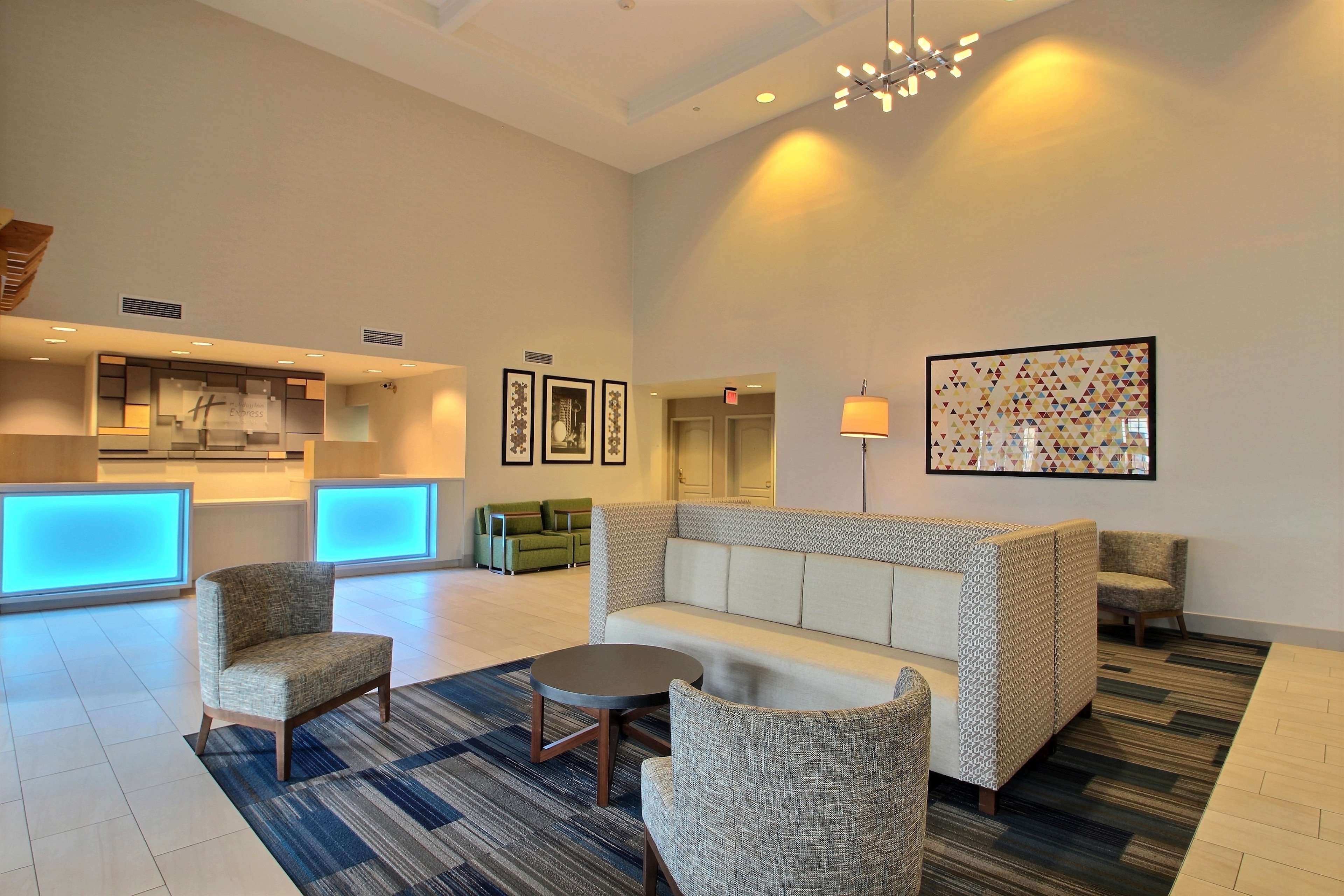 holiday inn express hotel and suites milwaukee airport by ihg